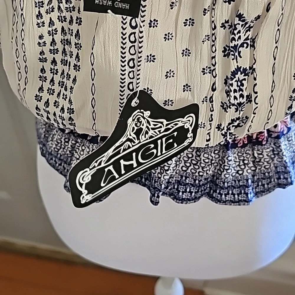 NWT Angie Boho style crop top size Small - Picture 6 of 8